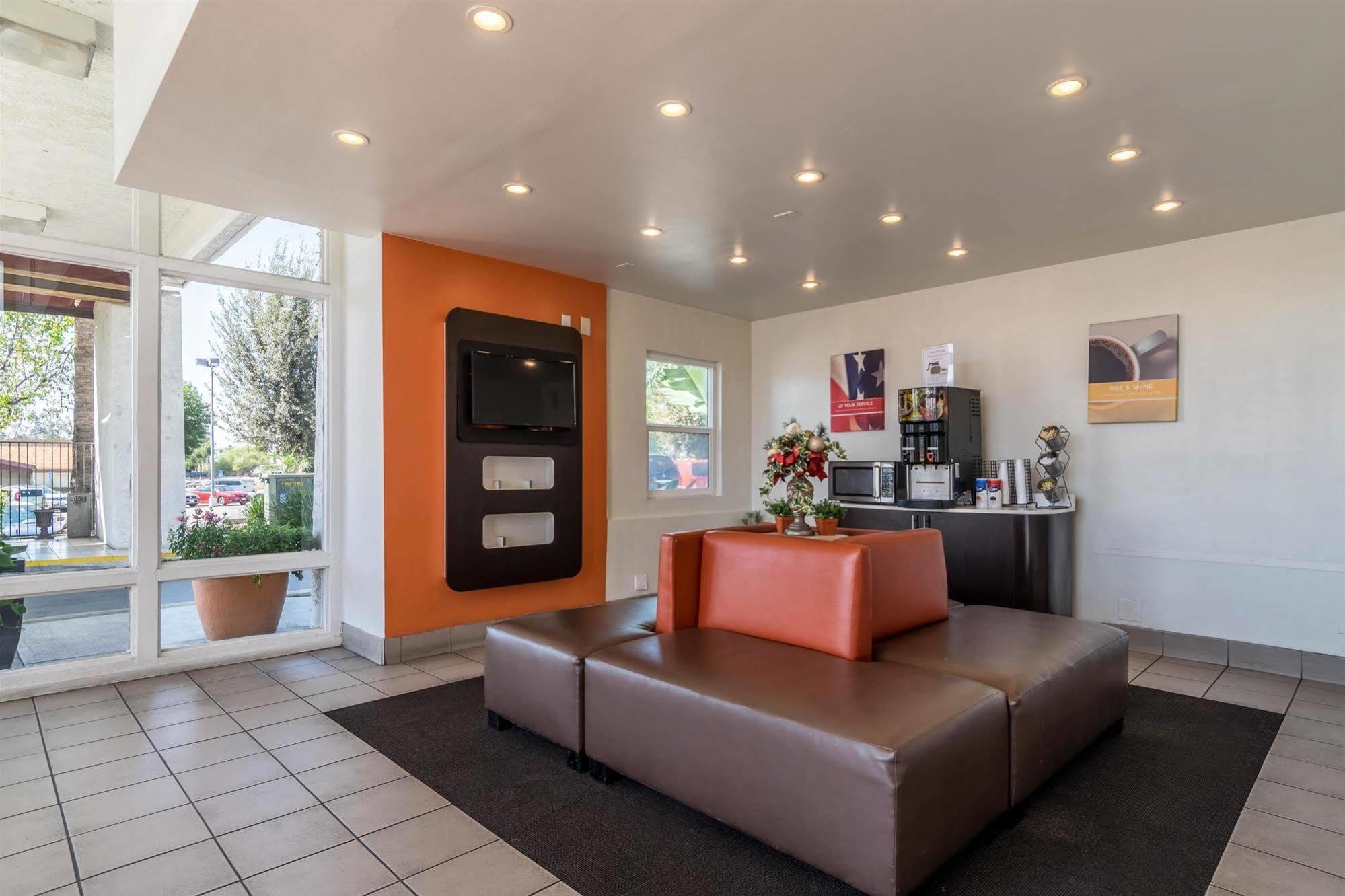 Motel 6-Redlands, Ca Экстерьер фото