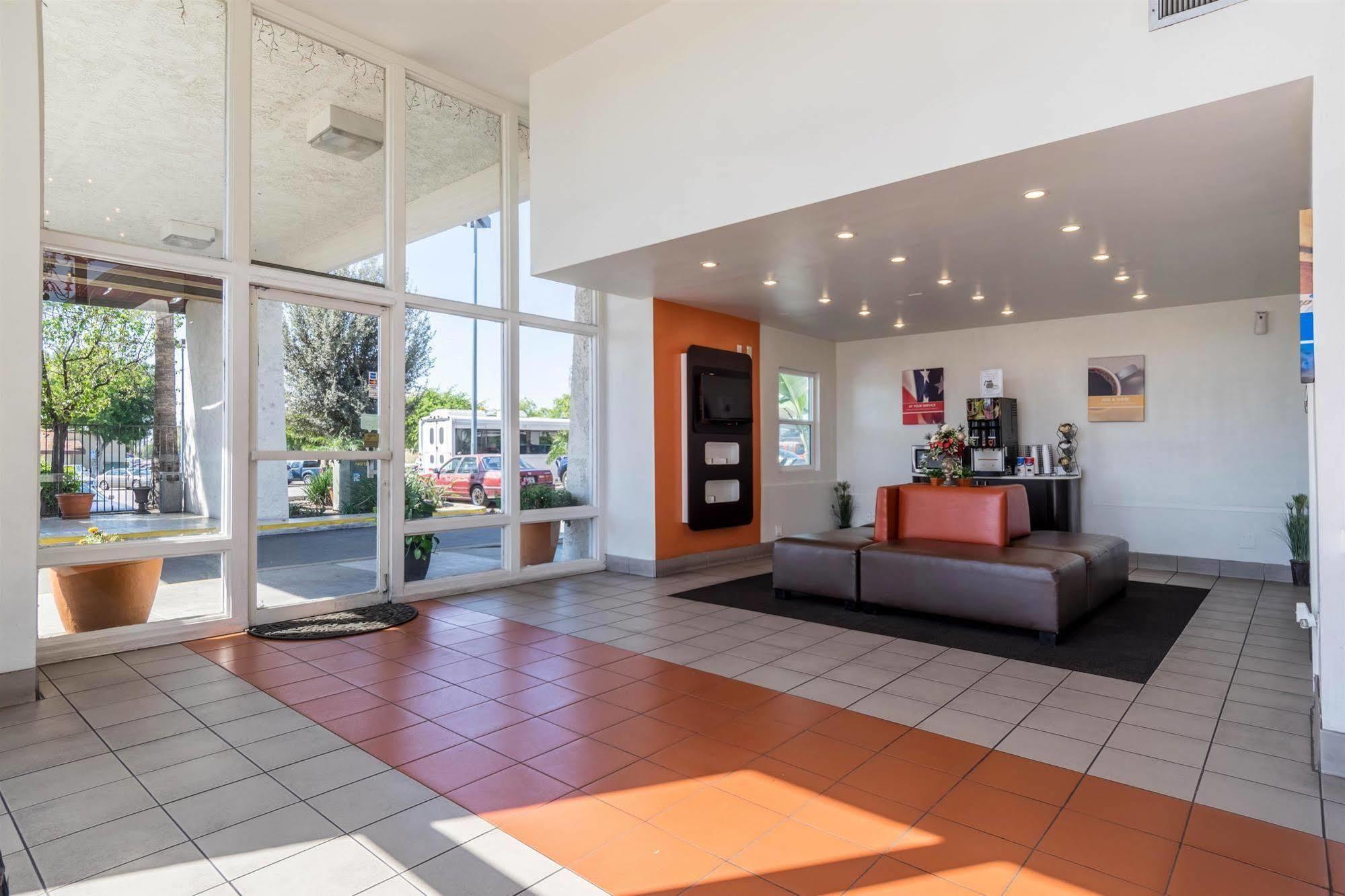 Motel 6-Redlands, Ca Экстерьер фото