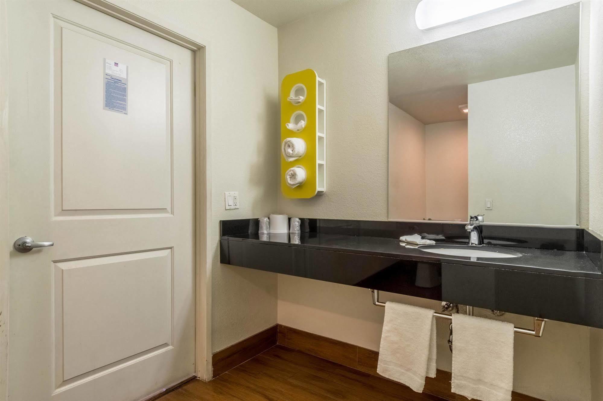 Motel 6-Redlands, Ca Экстерьер фото