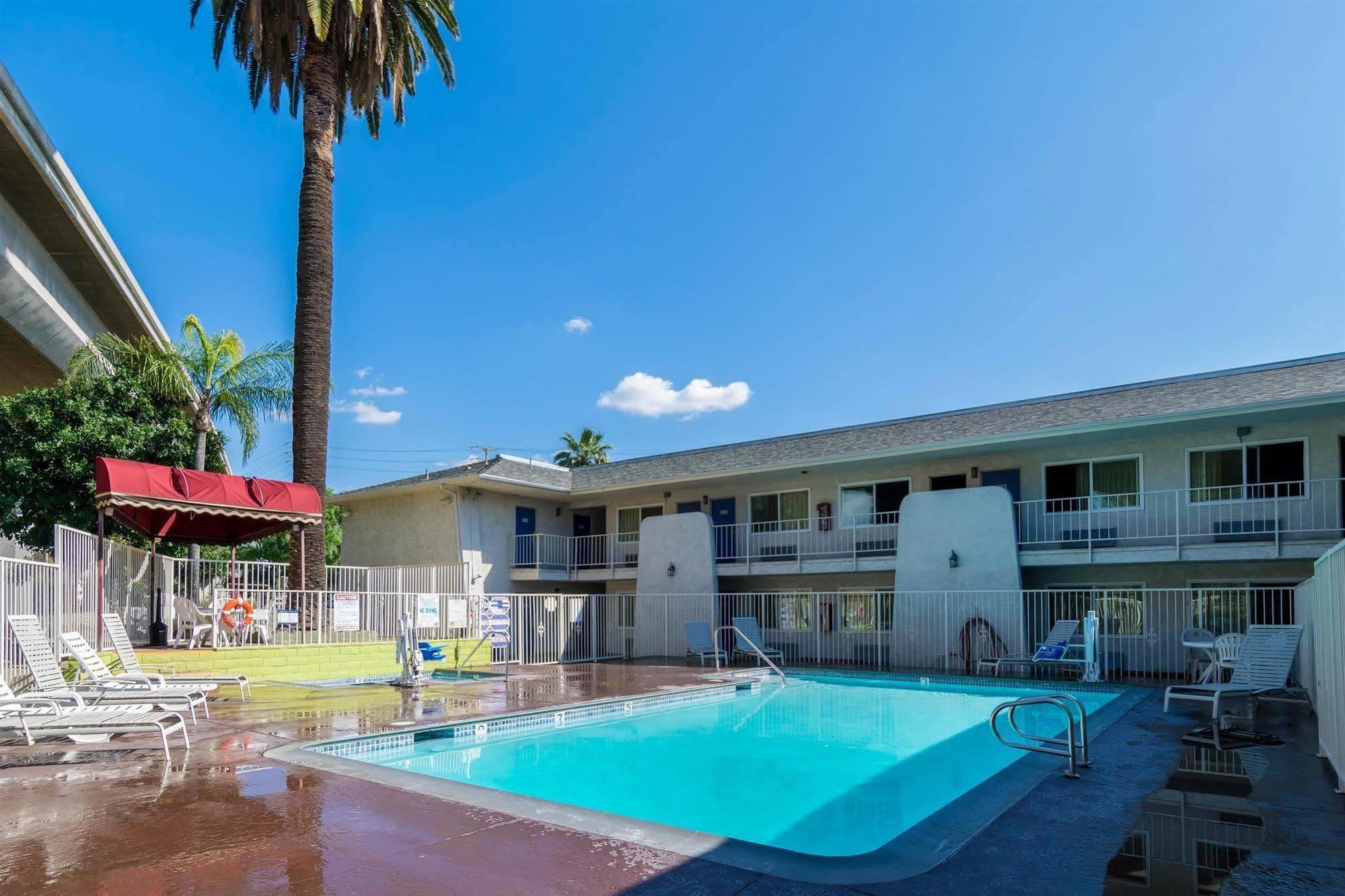 Motel 6-Redlands, Ca Экстерьер фото