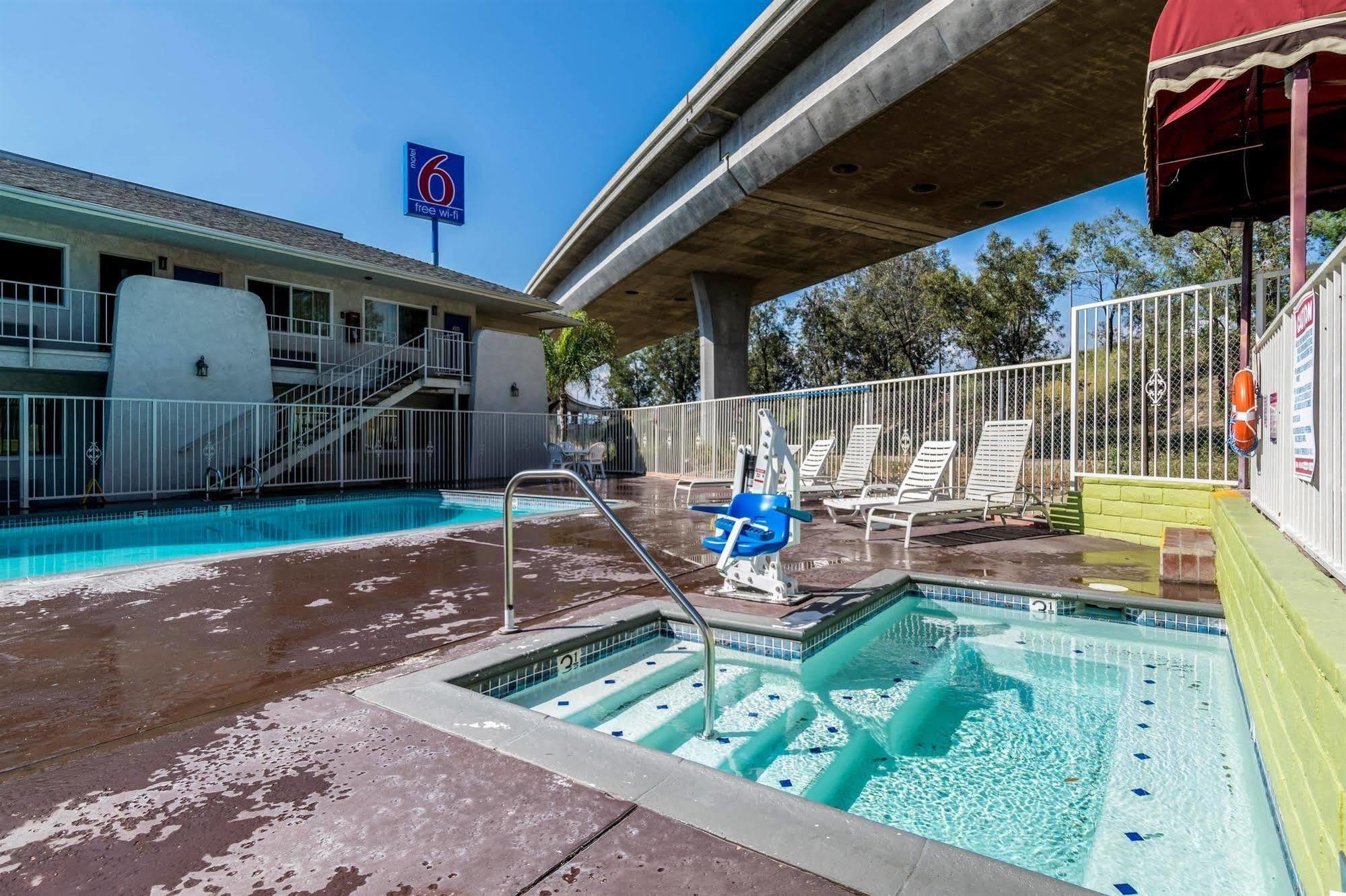 Motel 6-Redlands, Ca Экстерьер фото