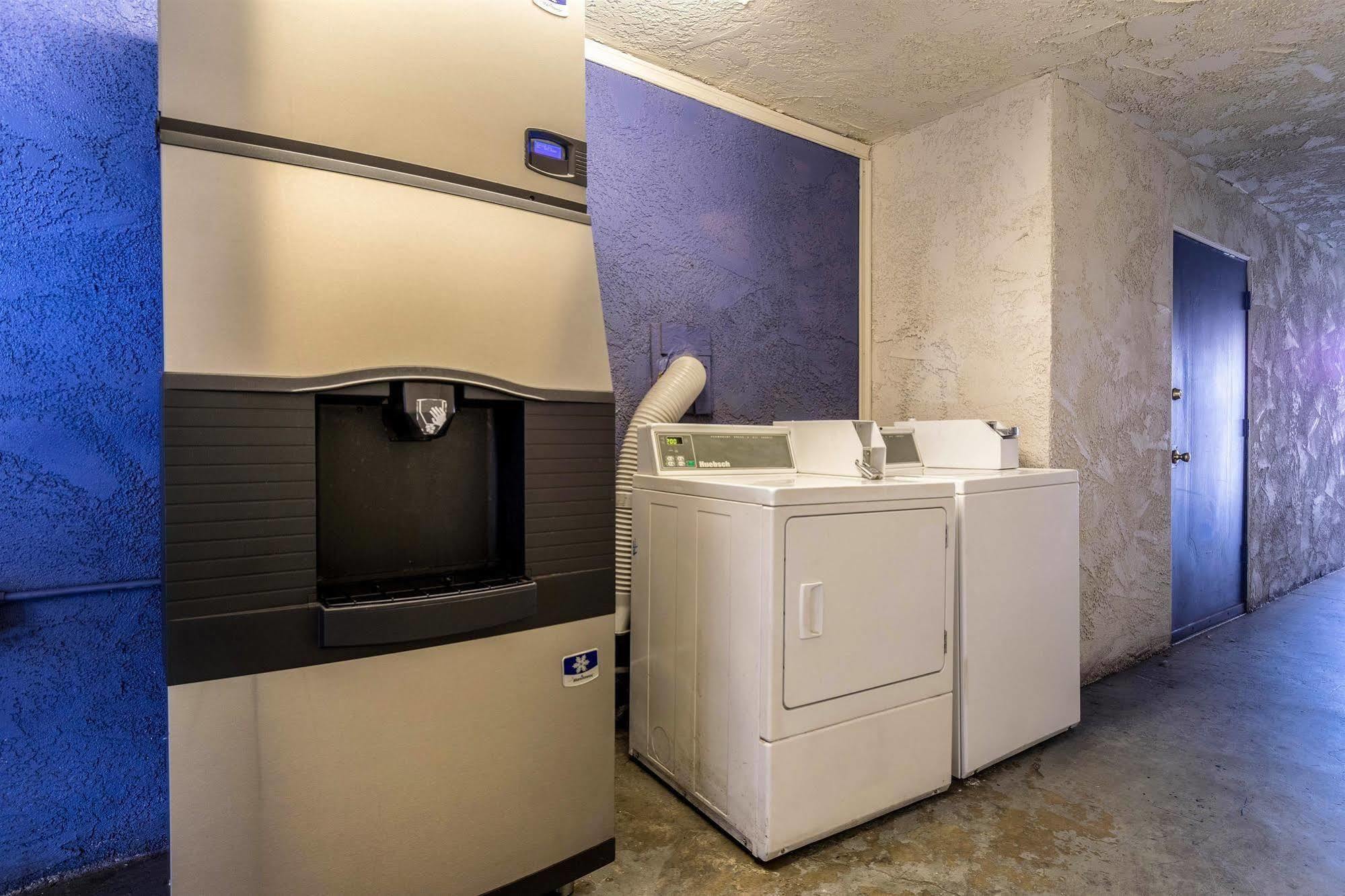 Motel 6-Redlands, Ca Экстерьер фото